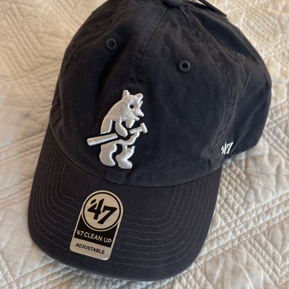 Chicago Cubs Baseball Cap - Anheuser Busch